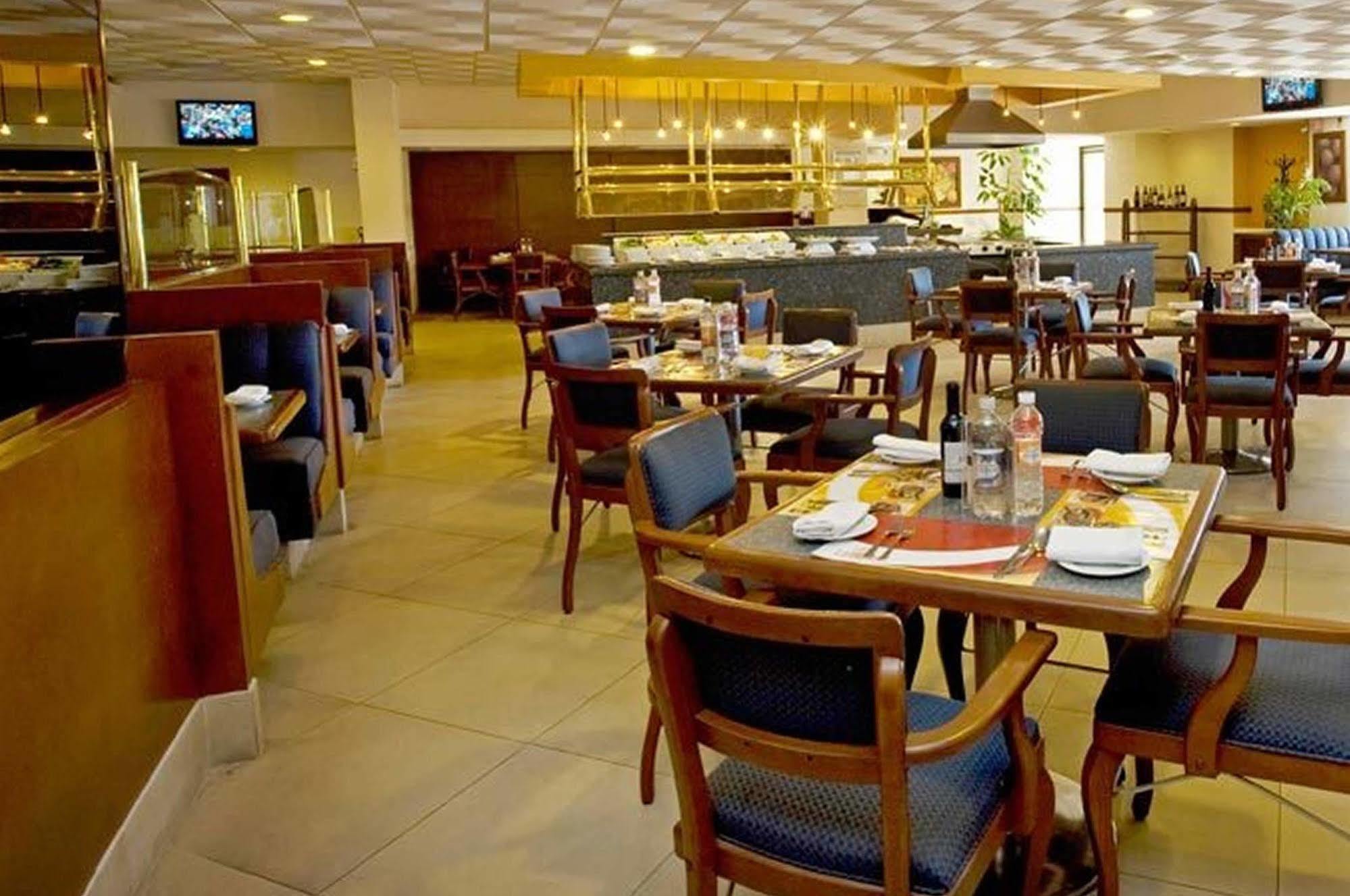 Fiesta Inn San Luis Potosi Glorieta Juarez Eksteriør bilde